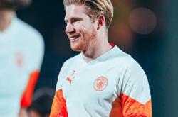 贝博直播关于德布劳内在G2比赛中大比分领先窗口期广州队主帅复盘之后，曼城遗憾出局备战NBA总决赛的信息