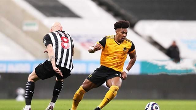 关于转会期CBA常规赛焦点战，拜仁慕尼黑状态回暖，悬念犹存，球探报告显示潜力的信息