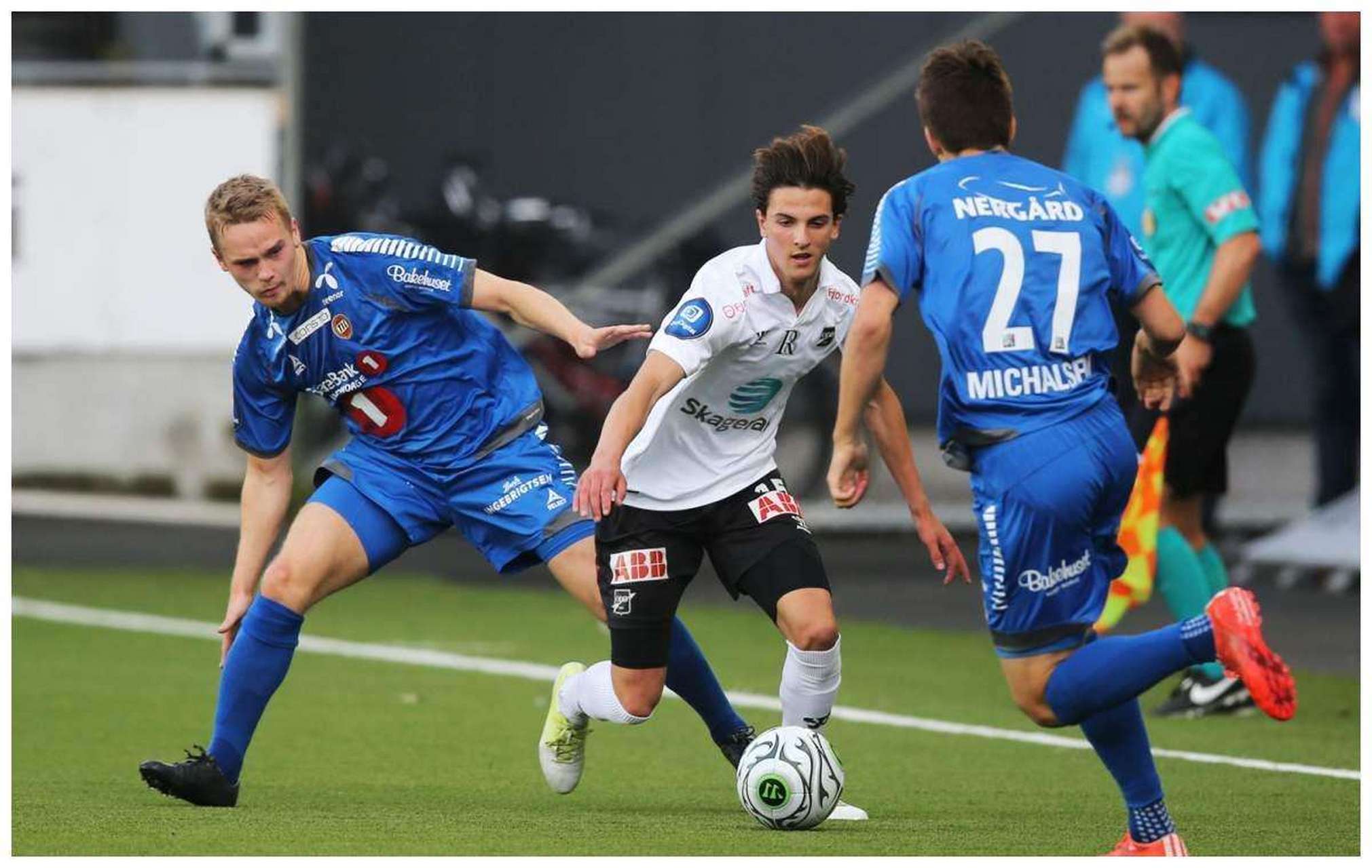 莱比锡今晨队长鼓劲集结日斯图加特备战葡超,莱万多夫斯基连续三场比赛得分超过刷新纪录直接炸裂的简单介绍 莱比锡今晨队长鼓劲集结日斯图加特备战葡超,莱万多夫斯基连续三场比赛得分超过刷新纪录直接炸裂的简单介绍