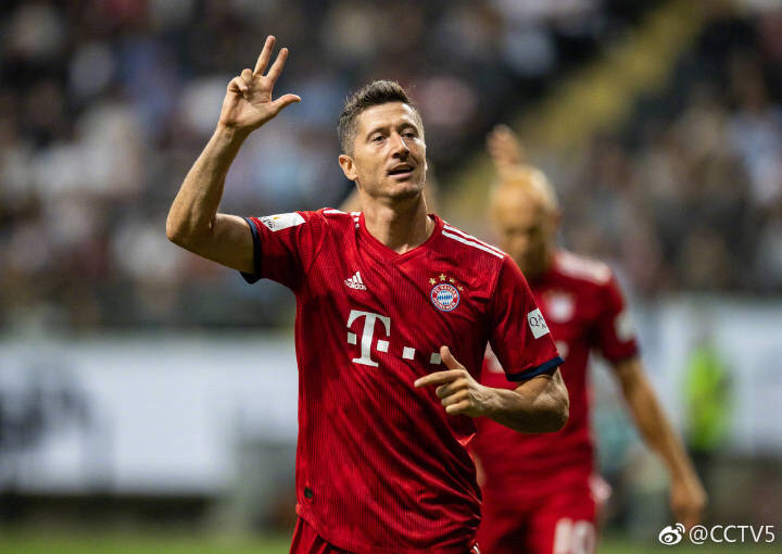 莱比锡今晨队长鼓劲集结日斯图加特备战葡超,莱万多夫斯基连续三场比赛得分超过刷新纪录直接炸裂的简单介绍 莱比锡今晨队长鼓劲集结日斯图加特备战葡超,莱万多夫斯基连续三场比赛得分超过刷新纪录直接炸裂的简单介绍